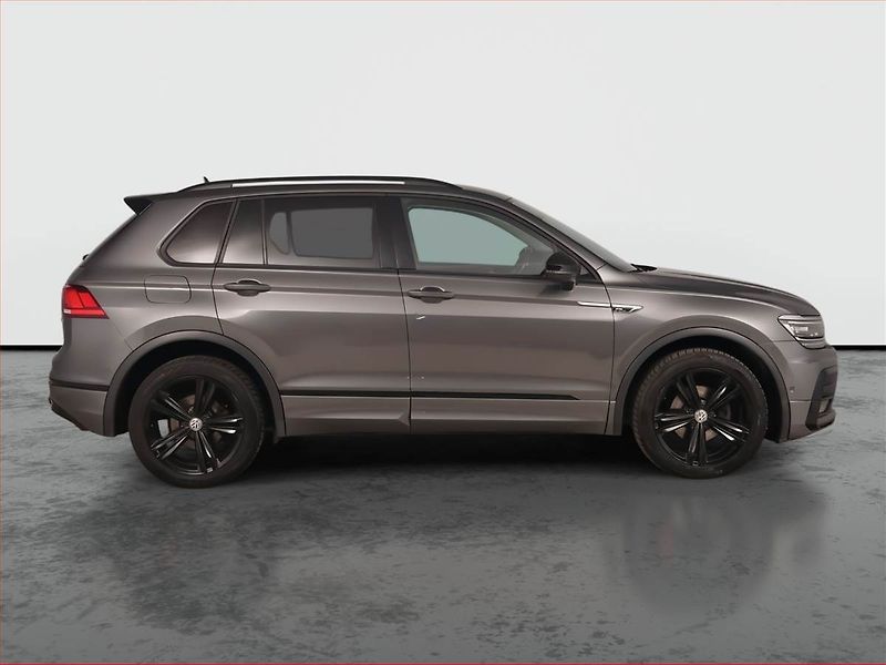 Volkswagen Tiguan (2020) R-Line 2.0 TDI - fotka 6 z 19