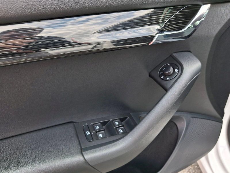Škoda Octavia (2020) Combi Style 2,0TDi 110kW - fotka 27 z 34