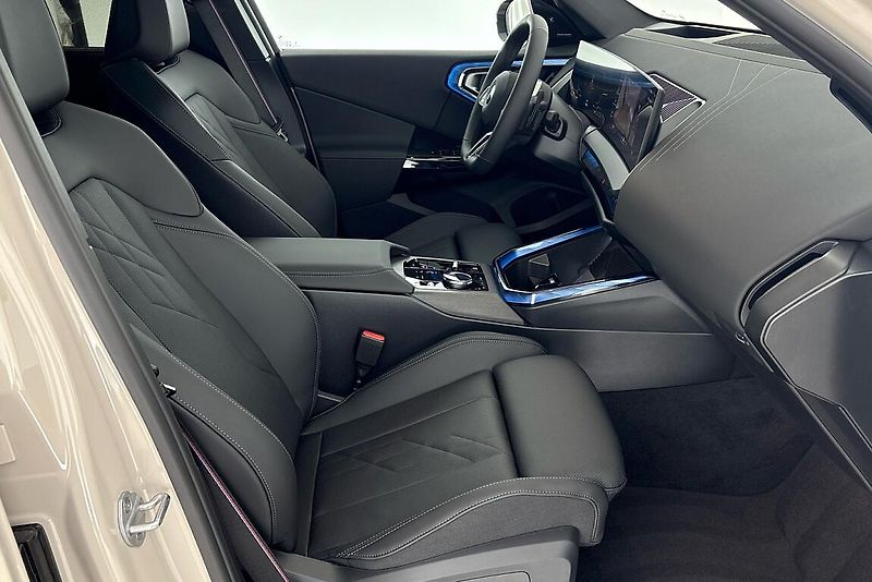 BMW X3 xDrive40d - fotka 16 z 26
