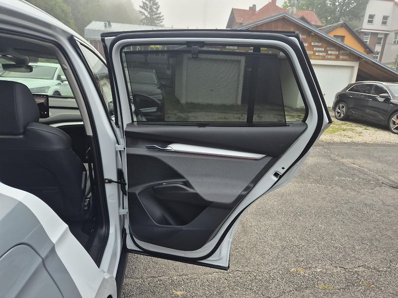 Škoda Enyaq iV 80 LOFT 150kw TZ SOH 97% - fotka 36 z 46