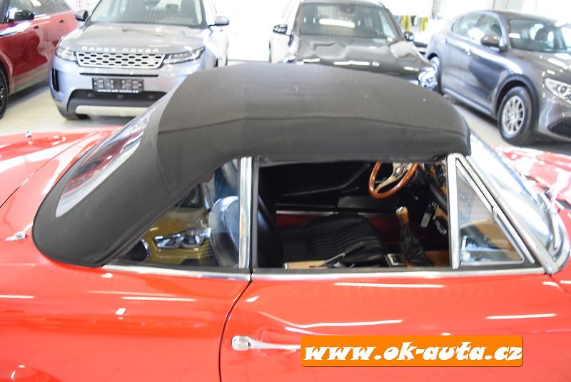 Fiat 124 Spider 1.6 SPORT SPIDER rv 1969 - fotka 44 z 50