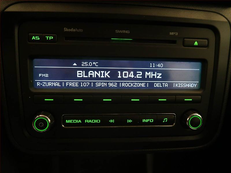 Škoda Roomster (2010) Elegance 1.2 TSI, Serv.kniha - fotka 12 z 13