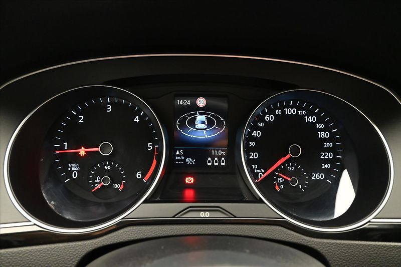 Volkswagen Passat 2,0 TDI 110 kW Business Záruka - fotka 16 z 31