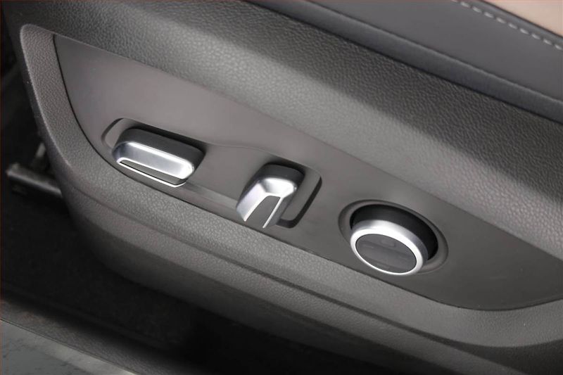 Chery Tiggo 8 (2026) 1.6 TGDI, UNIQUE, Ad. tempomat - fotka 20 z 23