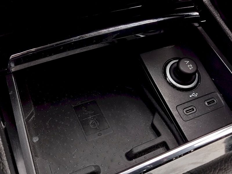 Škoda Kodiaq (2022) L&K 2,0 Tsi 140 Kw 4x4 DSg - fotka 24 z 42
