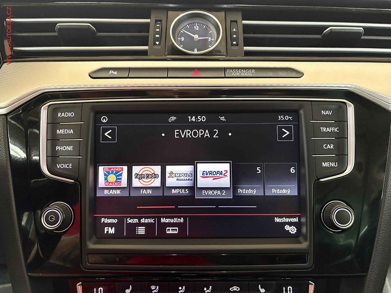 Volkswagen Passat (2015) 2.0TDi, DSG - fotka 13 z 17