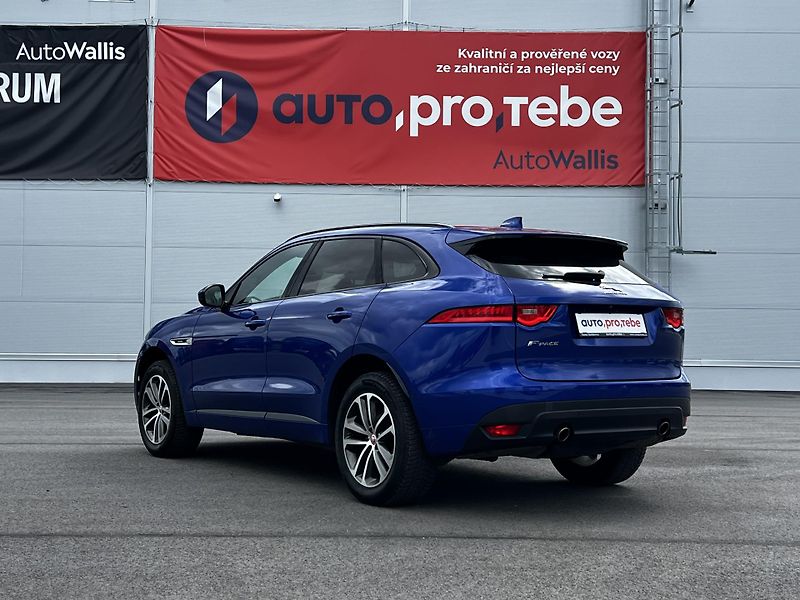 Jaguar F-Pace 25D AWD 177kW R-Sport DPH TZ - fotka 5 z 29