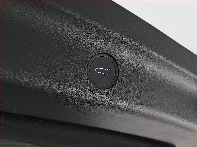 Tesla Model Y (2022) Long Range AWD 79kWh, SoH 91% - fotka 16 z 23