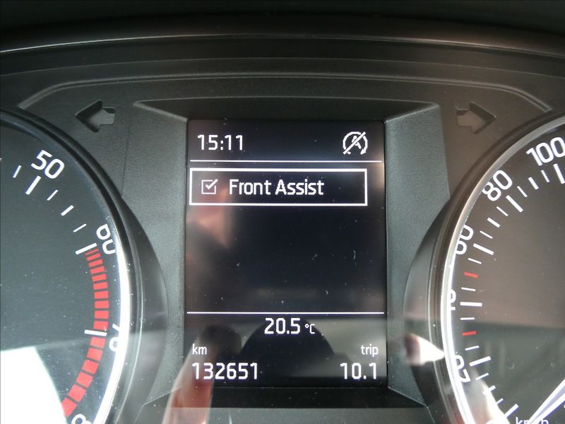 Škoda Fabia 1,2 TSi SCOUT 2x kola,1.majite - fotka 33 z 43