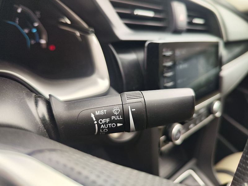 Honda Civic 1.5 i-VTEC/134kW Executive - fotka 30 z 38