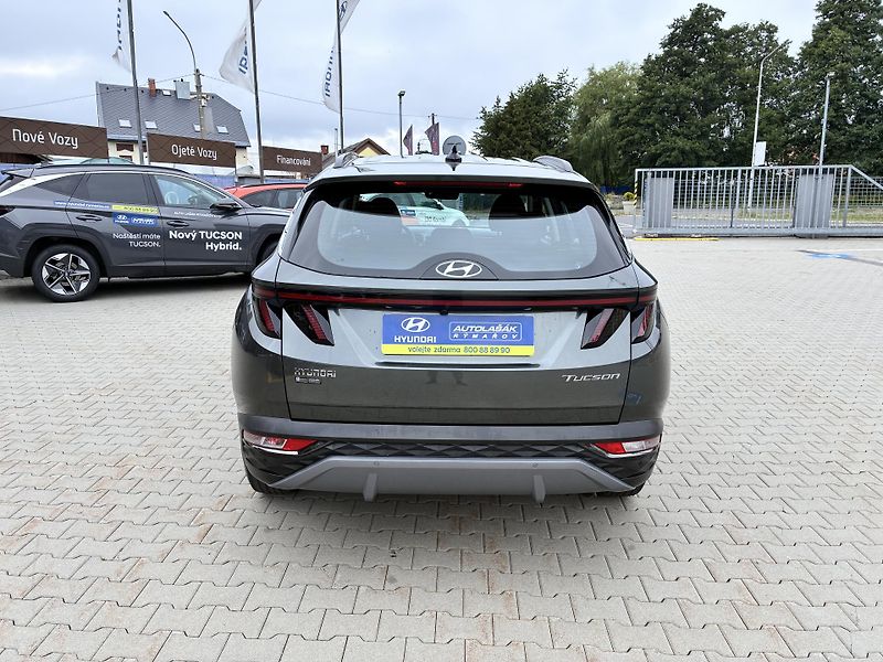 Hyundai Tucson 1.6T-GDi 110kW COMFORT - fotka 6 z 28