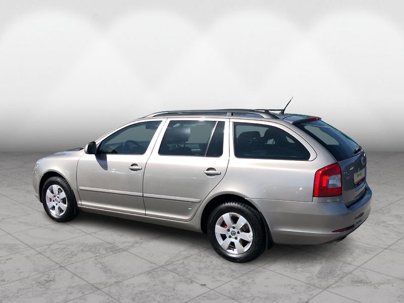Škoda Octavia Combi 1.4 TSI - fotka 7 z 30