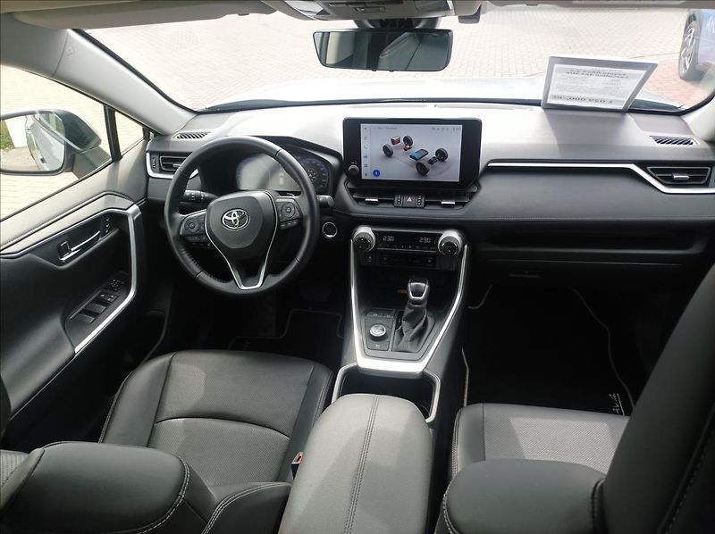 Toyota RAV4 2,5 Executive 4x4 REZERVOVÁNO - fotka 8 z 21