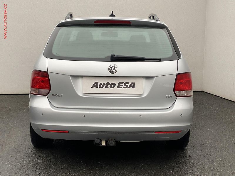 Volkswagen Golf (2012) 1.6 TDi, Trendline, navi - fotka 5 z 18