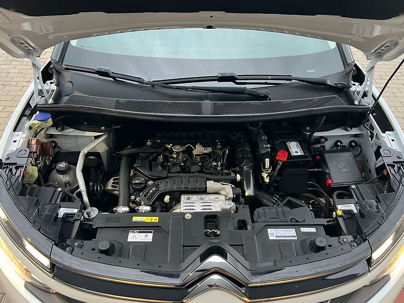 Citroën C5 Aircross (2019) 1.2 PureTech 96kW SHINE - fotka 49 z 49