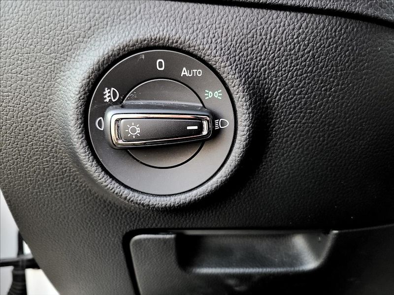 Škoda Superb 2,0 TDI,140kw,DSG,Panorama - fotka 37 z 50