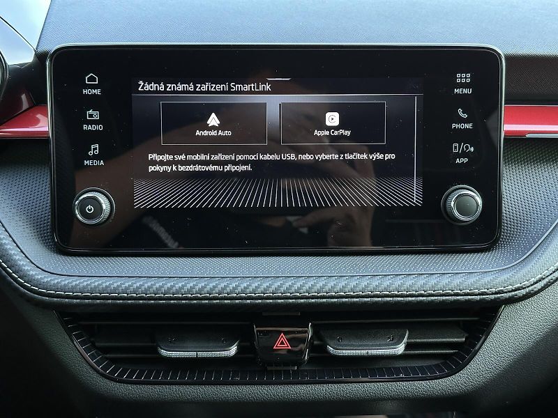 Škoda Fabia 1.0TSi Monte Carlo 116PS Bi-LE - fotka 32 z 42
