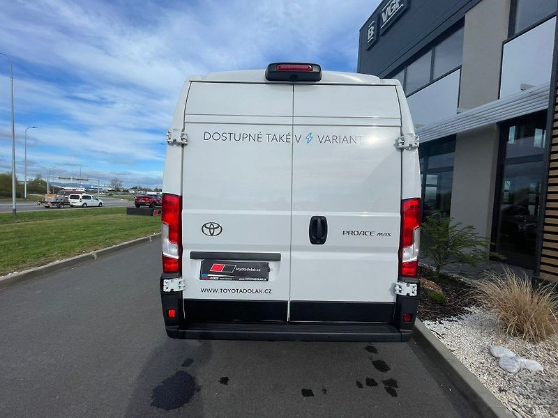 Toyota Proace Max 2.2D L4H2 4D VAN 2.2L 140 6MT - fotka 5 z 27