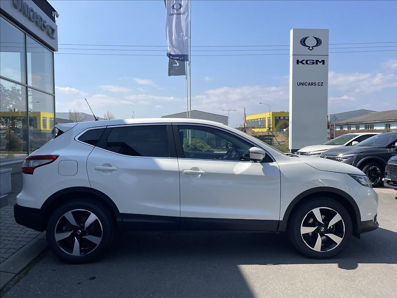 Nissan Qashqai 1,2 DIG-T  Acenta - fotka 5 z 15