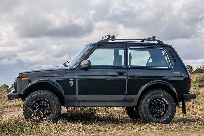 Lada Niva Bronto AWD 61kW - fotka 8 z 45