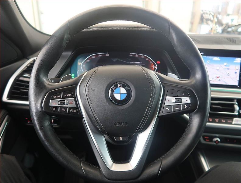 BMW X6 (2021) xDrive30d - fotka 19 z 20