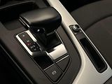 Audi A4 Avant (2021) 30 TDi S-line Bussines S troni - náhled 21
