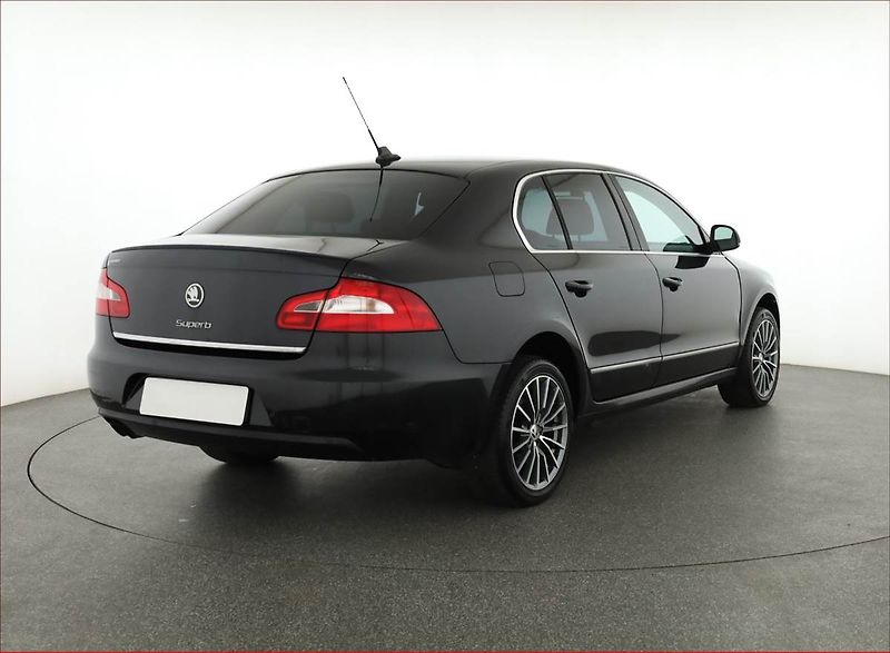 Škoda Superb (2009) 2.0 TDI, Automat, po STK - fotka 5 z 18