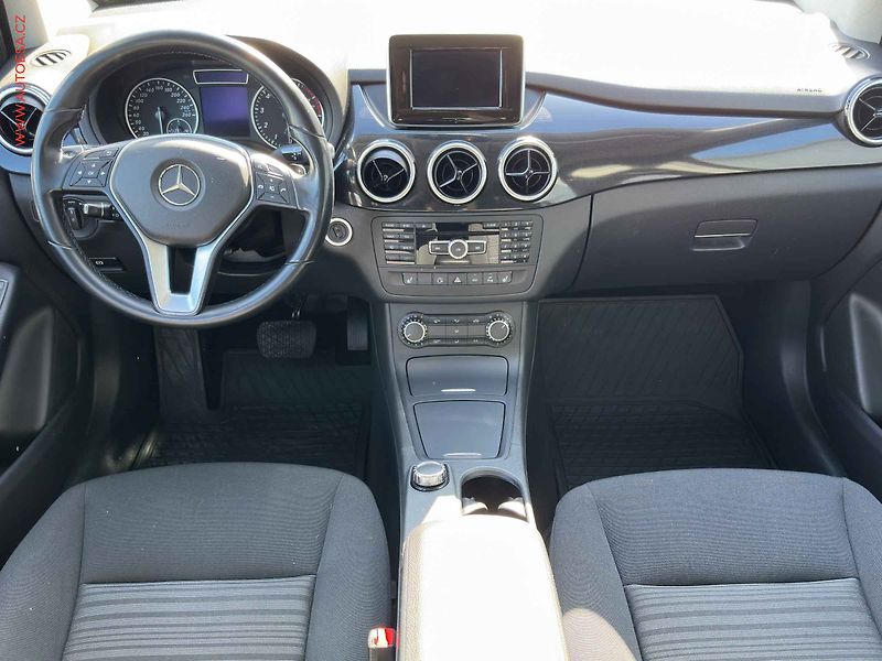 Mercedes-Benz Třídy B (2014) 2.0T B220 4Mat, 1.maj,ČR, AT - fotka 8 z 20