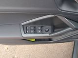 Audi Q3 (2023) ADVANCED 40 S-tronic7 2.0 TFSI - náhled 17
