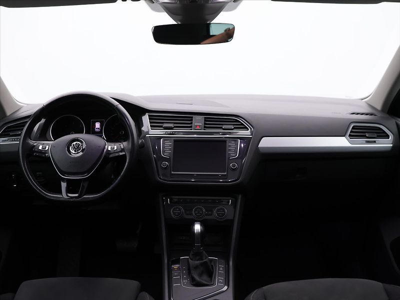 Volkswagen Tiguan 2,0 TDI 110kW DSG Navi Tažné - fotka 19 z 27
