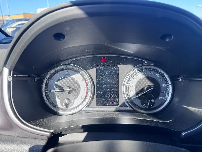 Suzuki Vitara (2021) 1,4i 95 KW HYBRID TAŽNÉ 1. MAJ - fotka 19 z 45