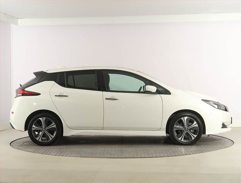 Nissan Leaf (2020) 40 kWh, SoH 91%, Automat - fotka 6 z 24