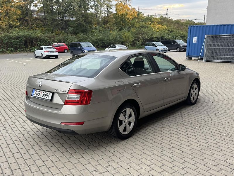 Škoda Octavia (2013) 1.8 TSI 132kw ČR - fotka 5 z 18