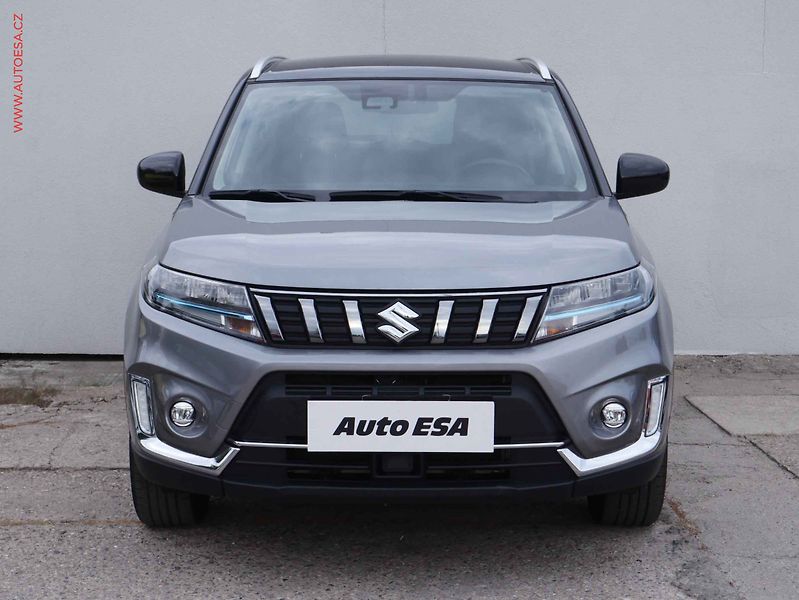 Suzuki Vitara (2023) 1.5BJet, AT, LED, kamera - fotka 2 z 18