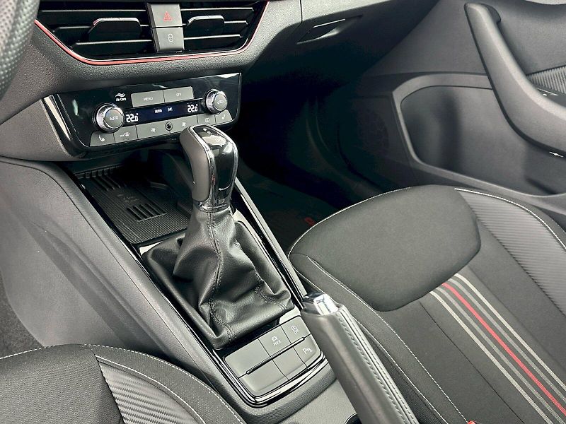 Škoda Kamiq (2025) DSG 1.5TSI 110kW Monte Carlo - fotka 20 z 32