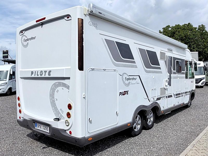 Pilote (2012) G832XLG Explorateur - fotka 6 z 34