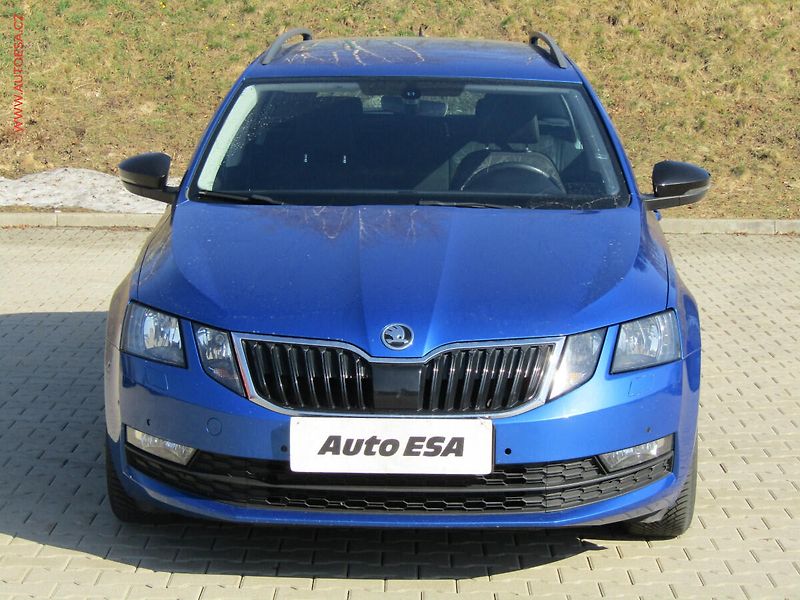 Škoda Octavia (2018) 2.0 TDi, DSG, xenon - fotka 2 z 25