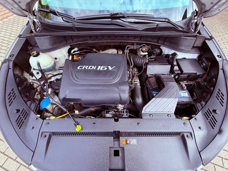 Hyundai Tucson 2.0 CRDi 4x4 Aut. Premium, ČR - fotka 34 z 35