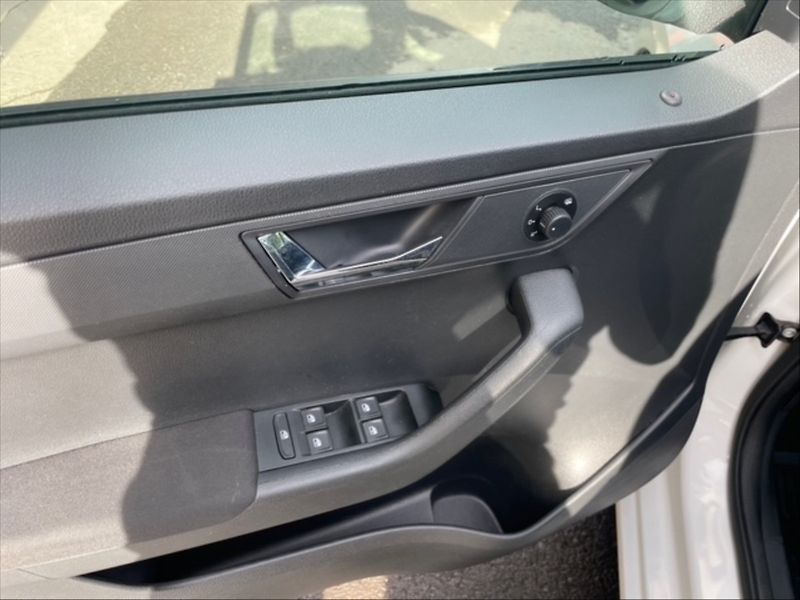 Škoda Fabia 1,0 TSI 81 Style - fotka 11 z 11