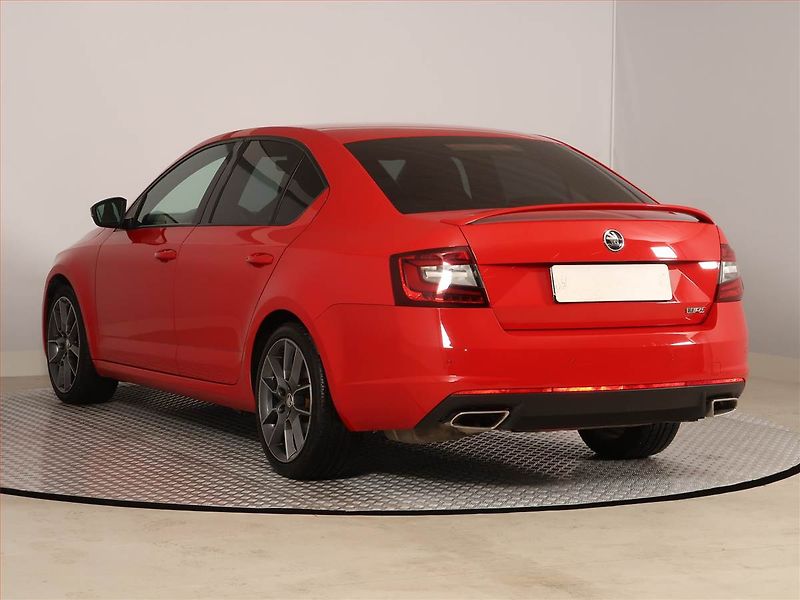 Škoda Octavia (2019) RS 2.0 TDI, Automat, ČR,1.maj - fotka 4 z 19