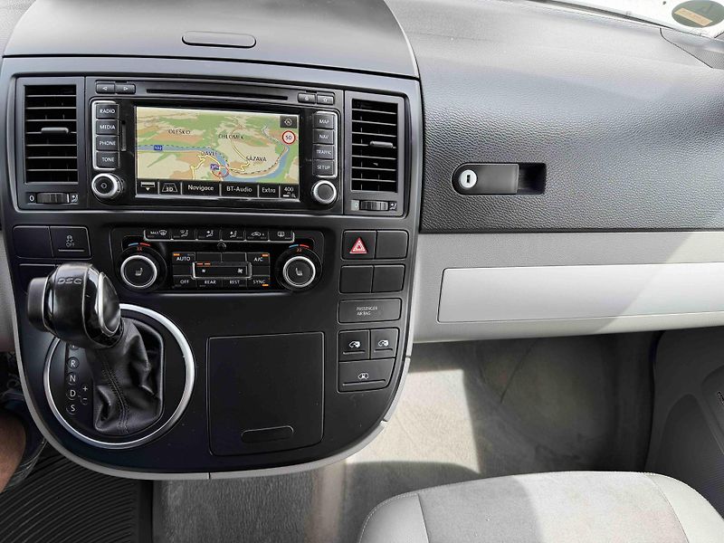 Volkswagen Multivan (2013) 2.0 TDI 147kW DSG ABT - fotka 18 z 35