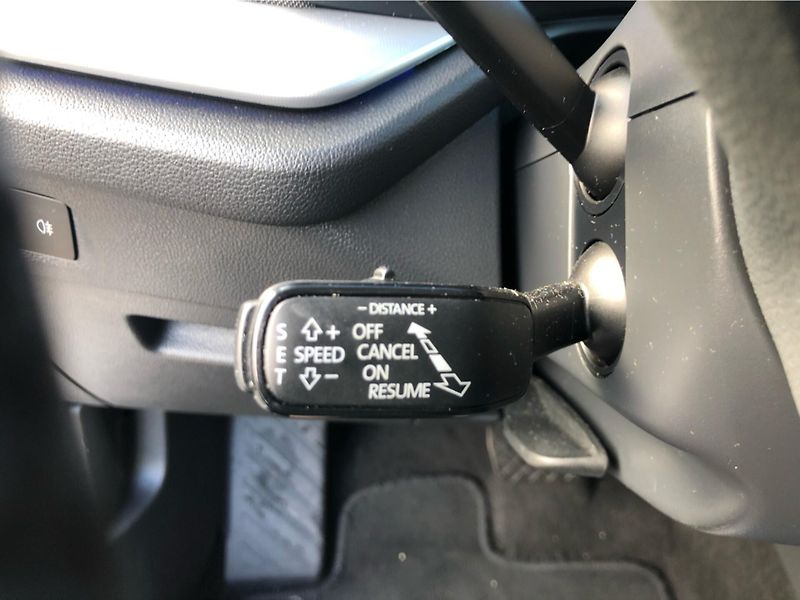 Škoda Octavia 2,0TDi 110kW STYLE DSG - fotka 17 z 29