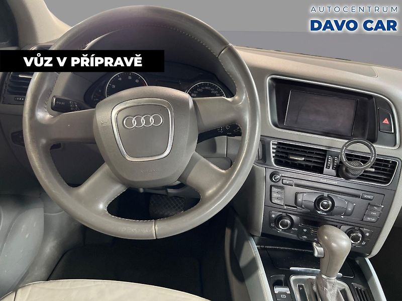 Audi Q5 2,0 TFSI quattro S-Tronic - fotka 3 z 12