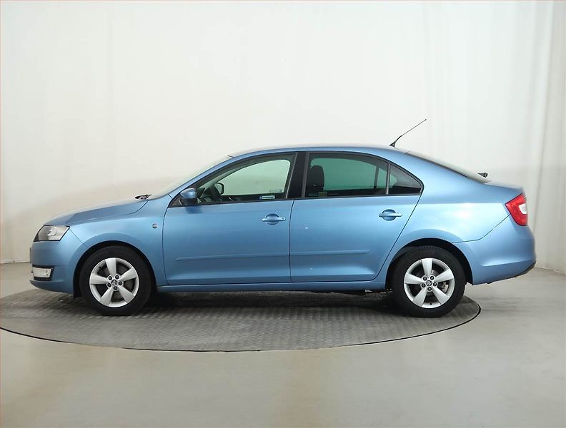 Škoda Rapid (2012) Ambition 1.2 TSI, Serv.kniha - fotka 3 z 13