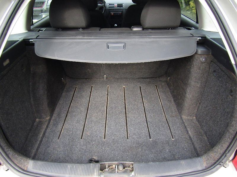 Škoda Fabia (2004) 1.4 TDI 55kW - fotka 22 z 36