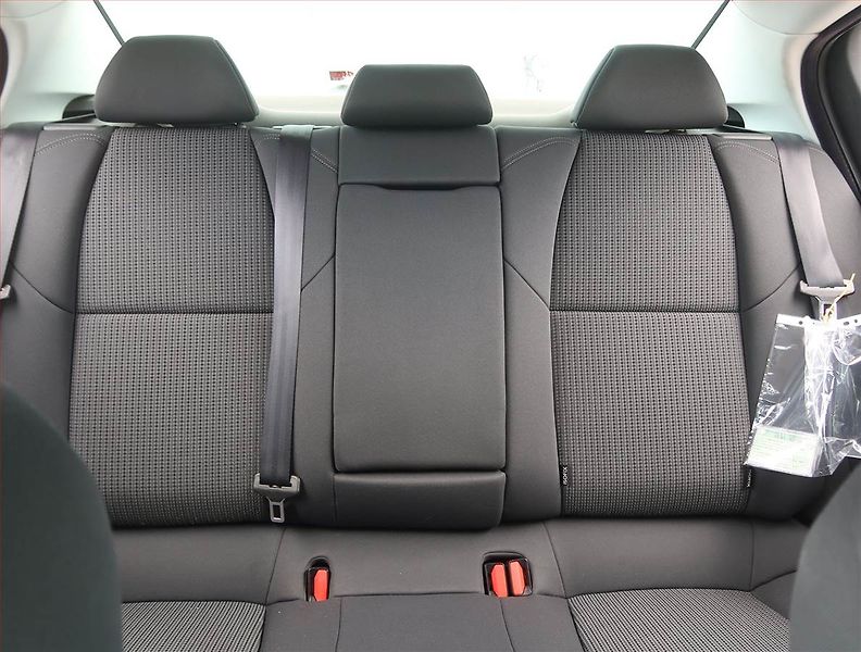 Peugeot 508 (2011) 2.0 HDi, Tempomat - fotka 10 z 17