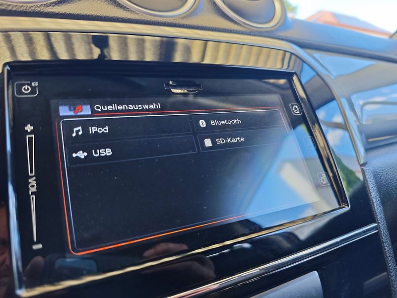 Suzuki Vitara (2016) 1.6 VVT Digiklima Kamera - fotka 20 z 40