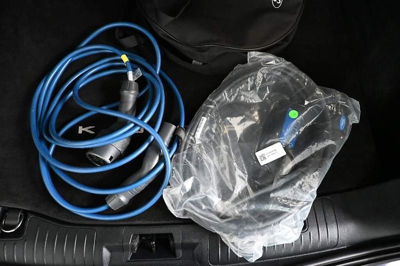 Ford Kuga (2023) 2.5 ST-LINE X LED ACC VIRTUAL - fotka 36 z 44