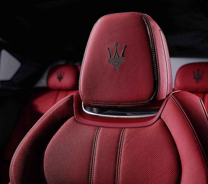 Maserati Levante.