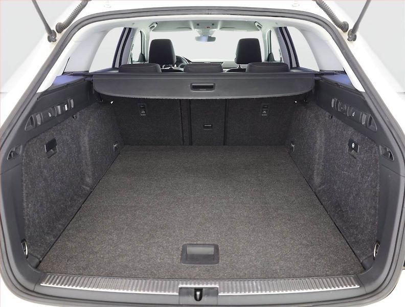 Škoda Superb (2019) 2.0 TDI, Automat, Serv.kniha - fotka 17 z 18